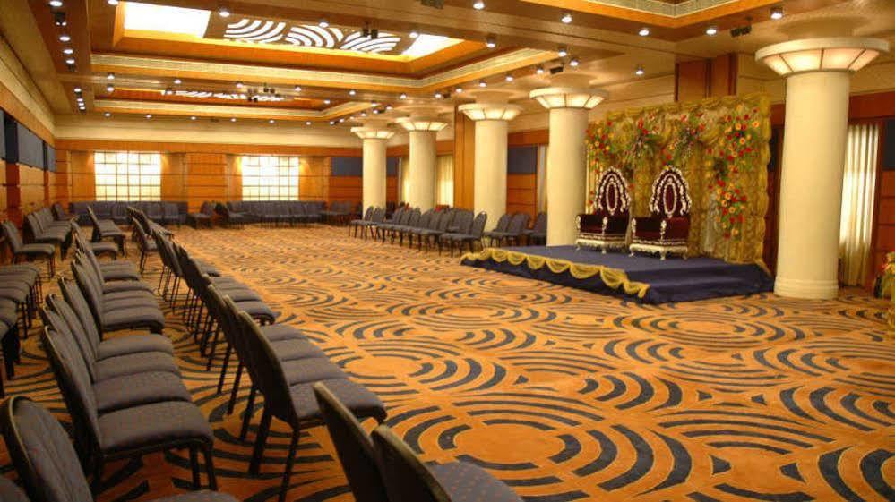 Vishwaratna Hotel Guwahati Luaran gambar