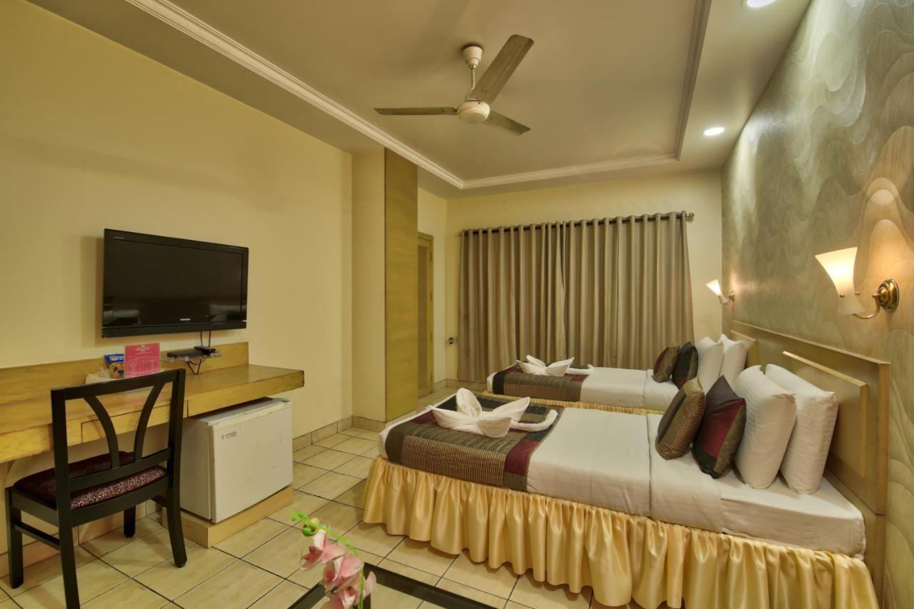 Vishwaratna Hotel Guwahati Luaran gambar
