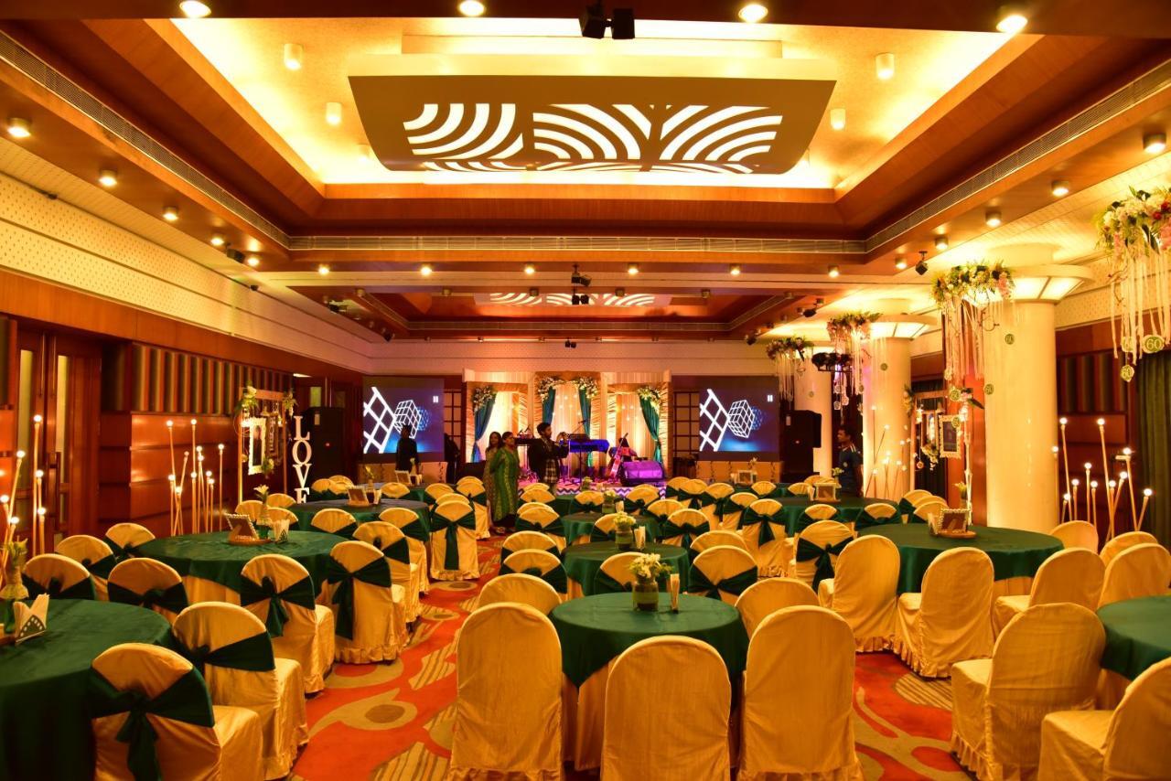 Vishwaratna Hotel Guwahati Luaran gambar